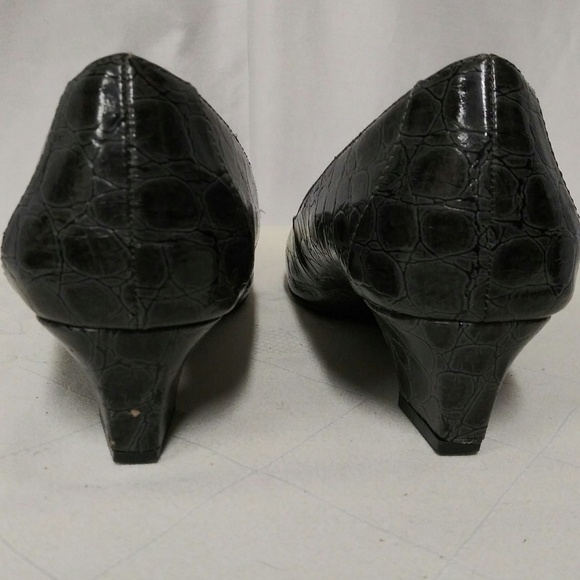 Naturalizer Gray Black Snakeskin Faux Leather Square Toe Slip On Pump Shoe - Picture 5 of 8